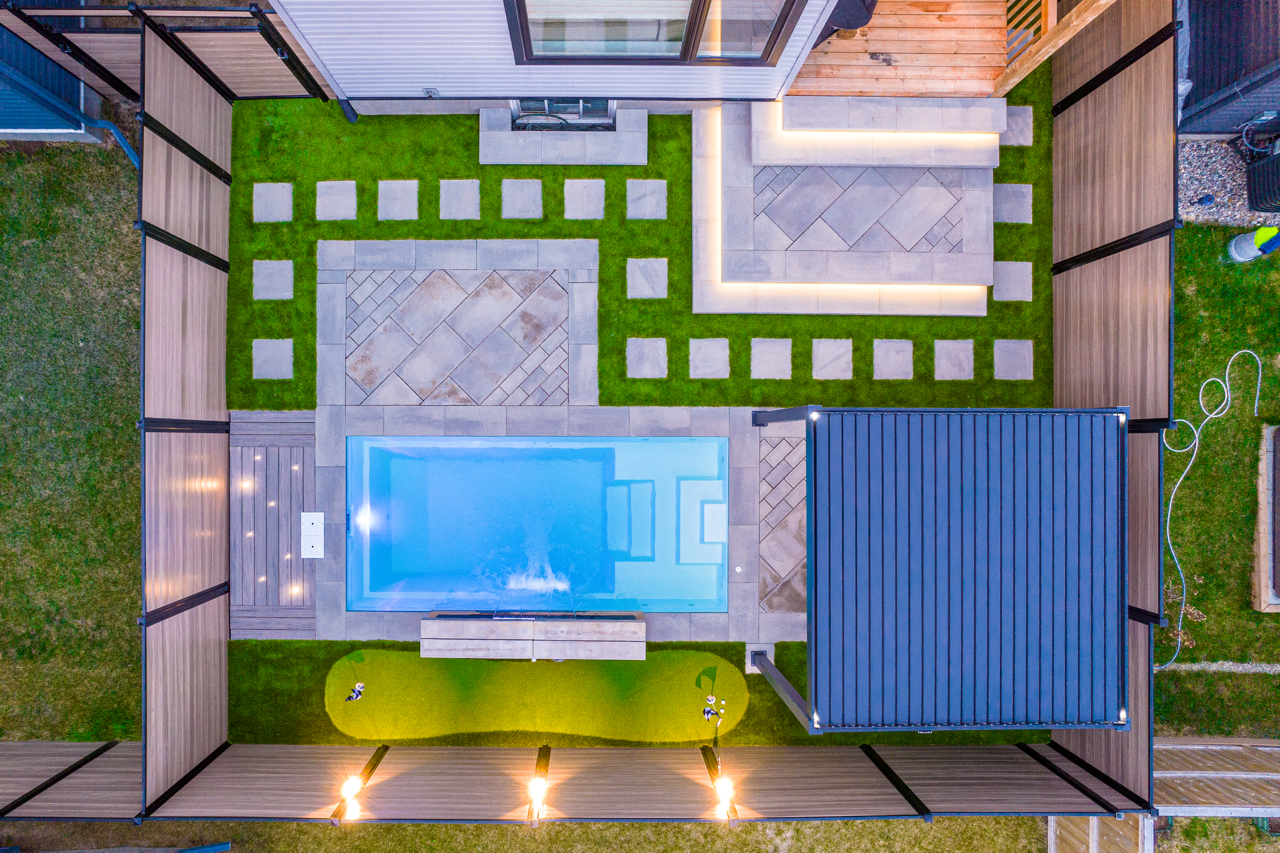 F-26 16' x 8' x 4'6''