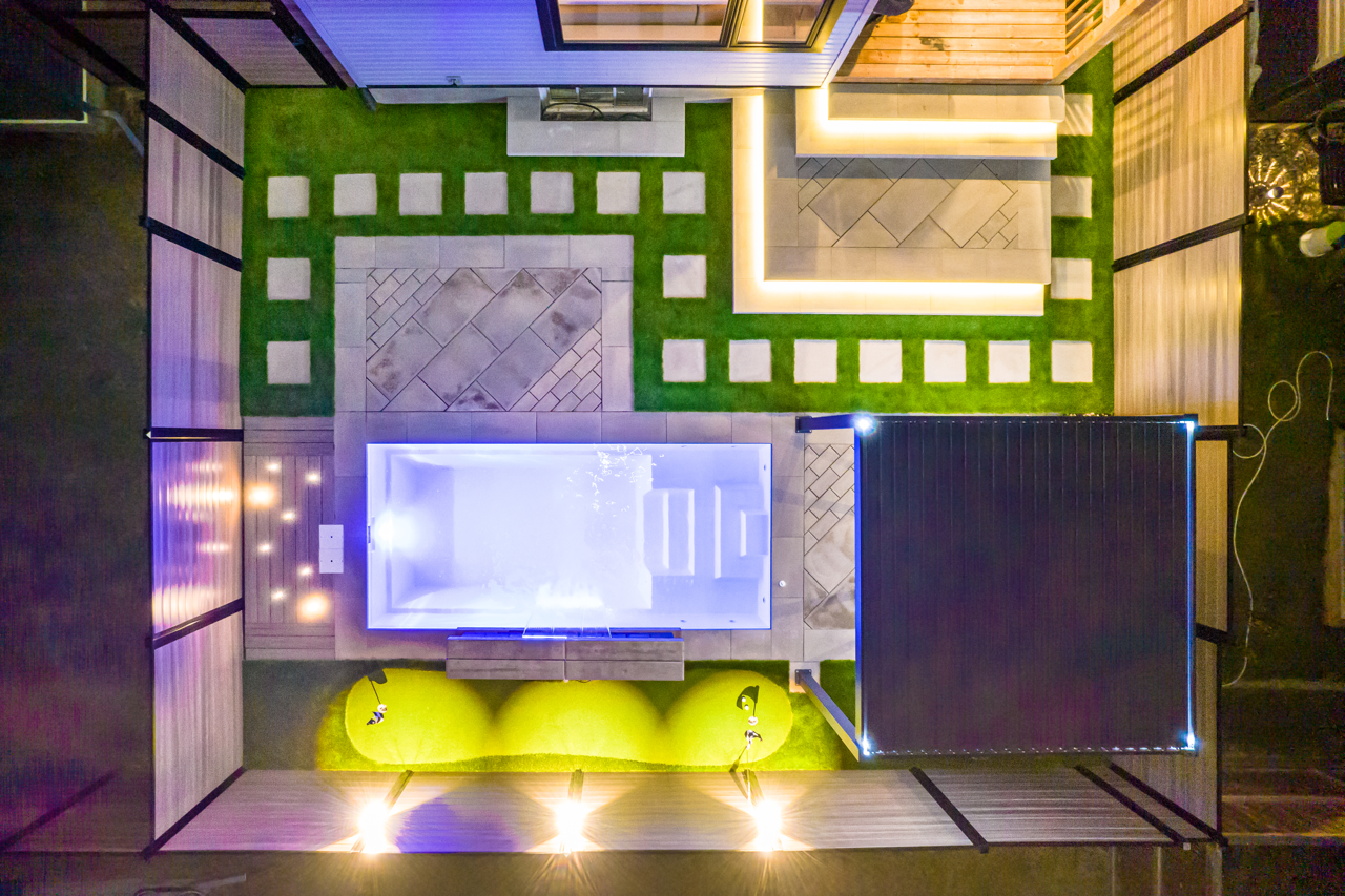 F-26 16' x 8' x 4'6''